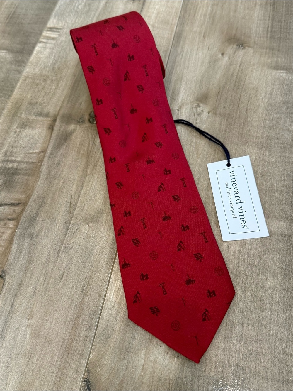 NEW Vineyard Vines Custom Collection Tie Energy Windmill Oil Solar Red